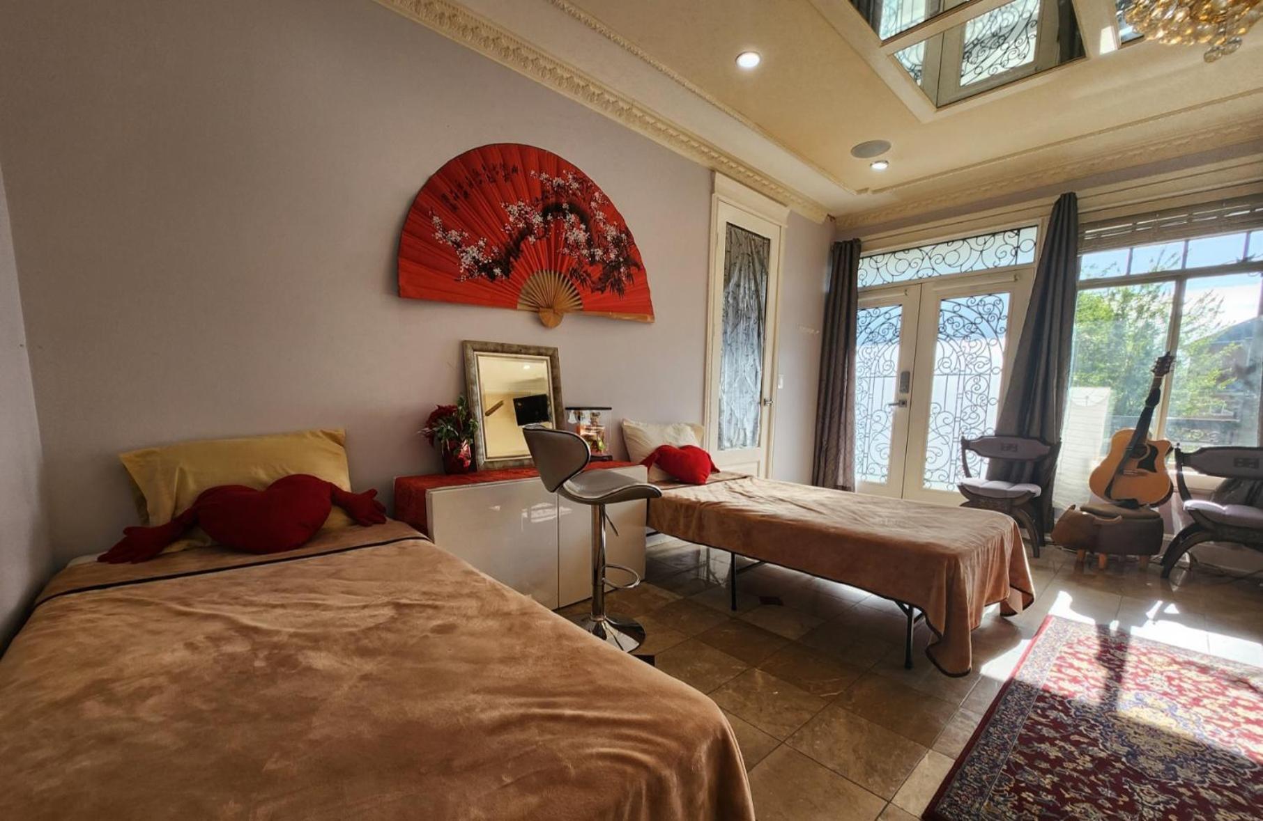 Empress Palace Hotel Съри Екстериор снимка